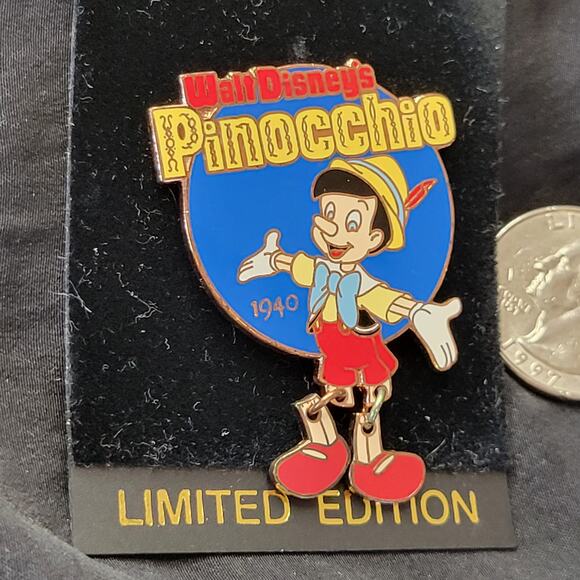 WDW Countdown to the Millennium Pinocchio Dangle Legs #85 of 101 - Picture 3 of 5